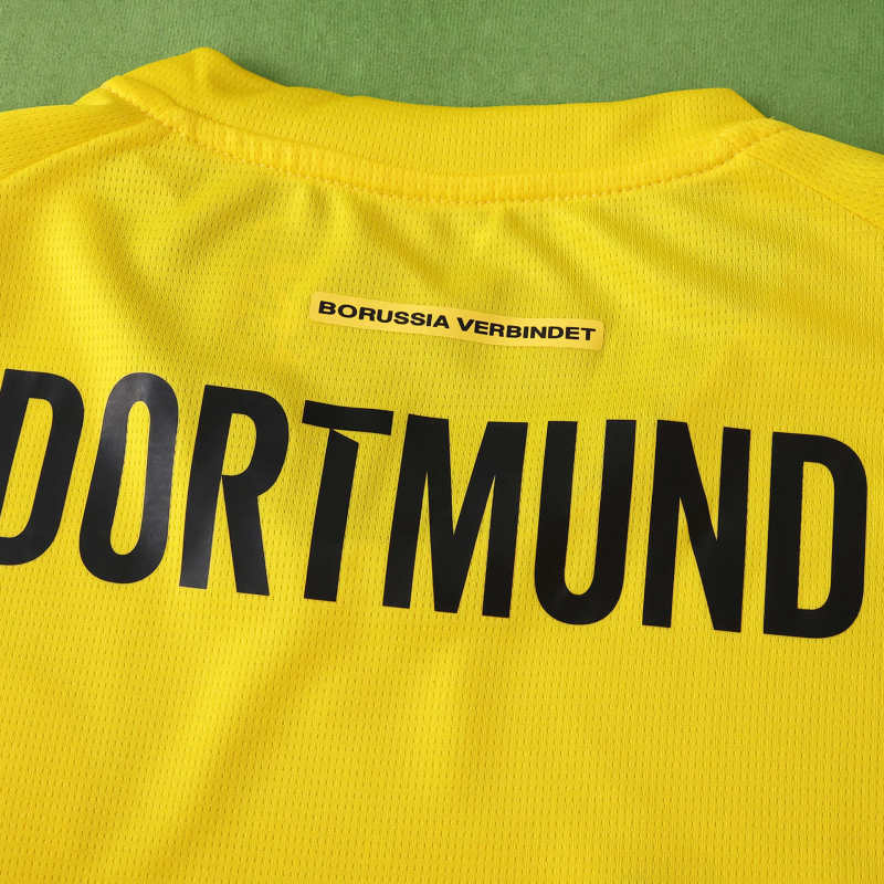 Borussia Dortmund Cup Jersey 25/26