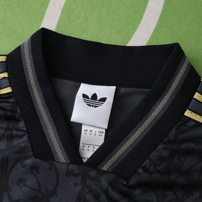 Liverpool Special Edition Black Gold Jersey 25/26