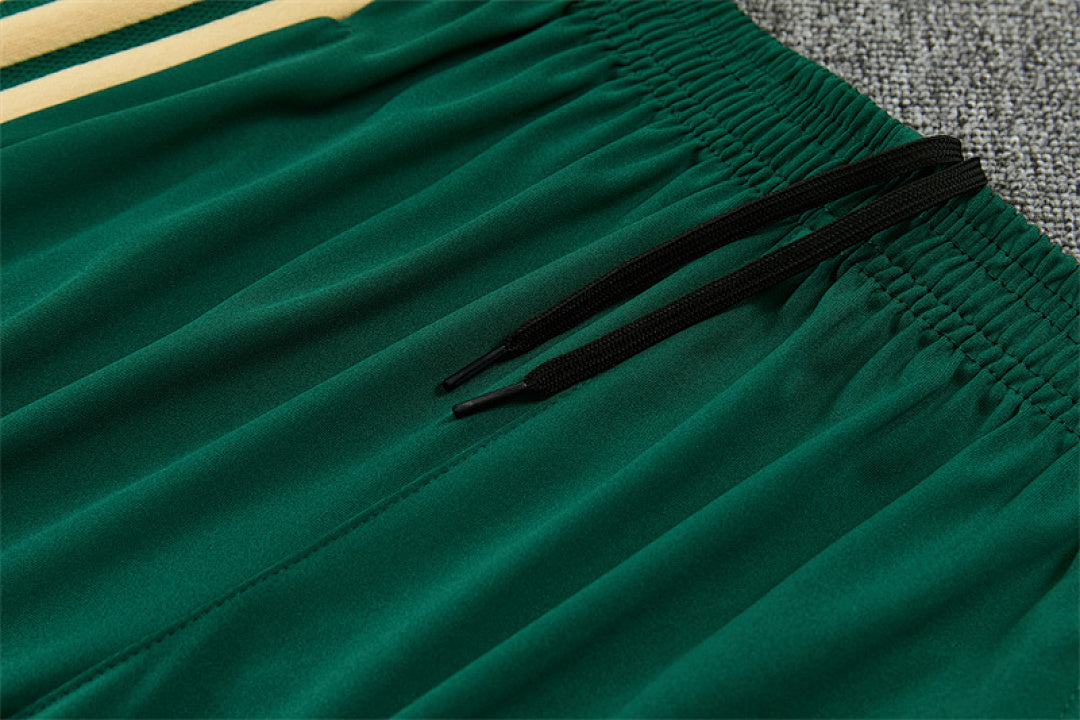Tuta Real Madrid Verde Half-Zip 26/27 Uomo | Tuta da Calcio - CalcioVivo