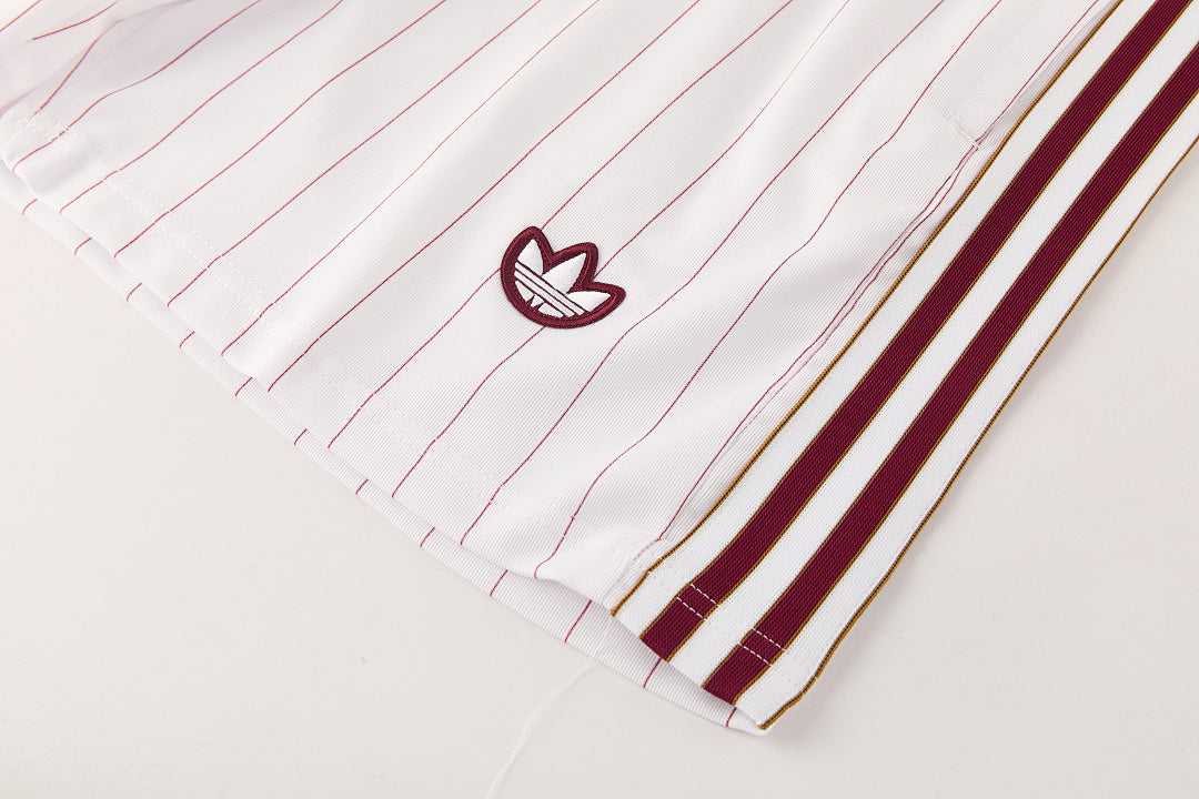 Kit Arsenal Icons Bianco 25/26 Uomo | Kit da Calcio - CalcioVivo