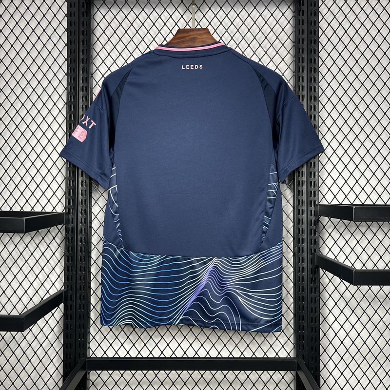 Leeds Third Jersey 24/25 - CalcioVivo