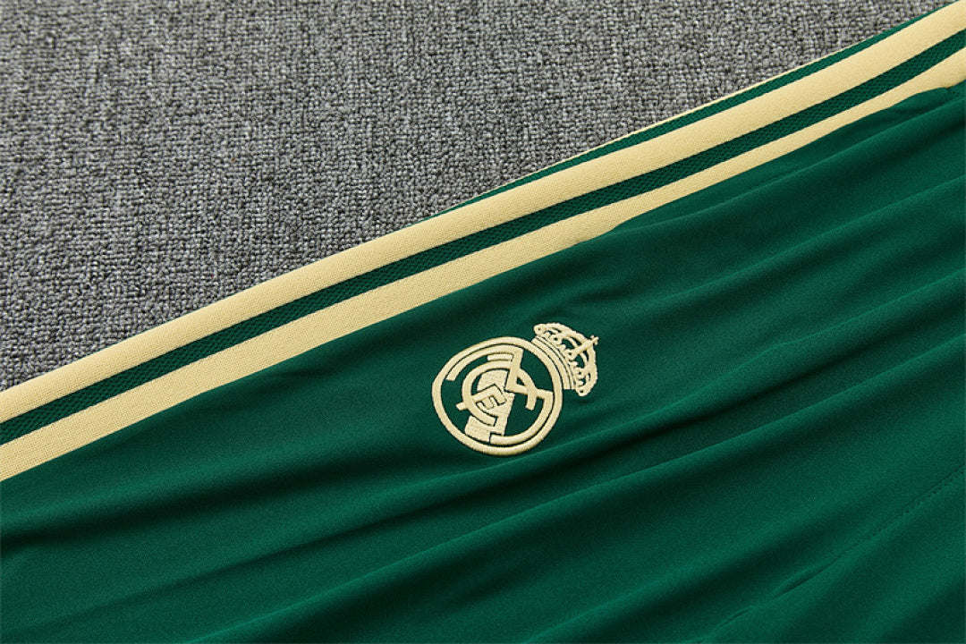 Tuta Real Madrid Verde 26/27 Uomo | Tuta da Calcio - CalcioVivo