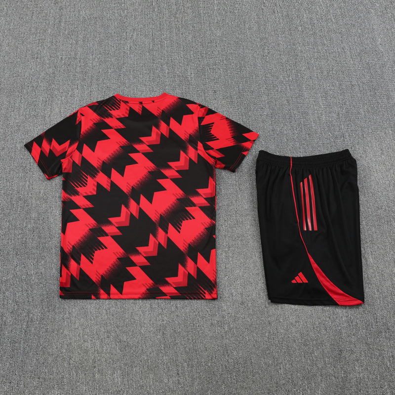 Kit Shirt + Shorts Manchester United Training Red/Black 25/26