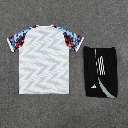 Kit Shirt + Shorts Real Madrid Training 25/26