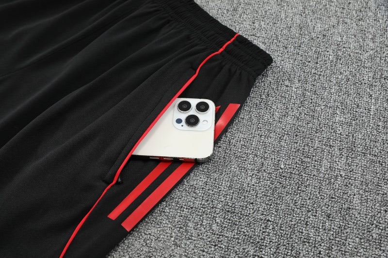 Kit Shirt + Shorts Manchester United Training Red/Black 25/26