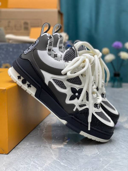 Louis Vuitton Skate Sneakers Black/White