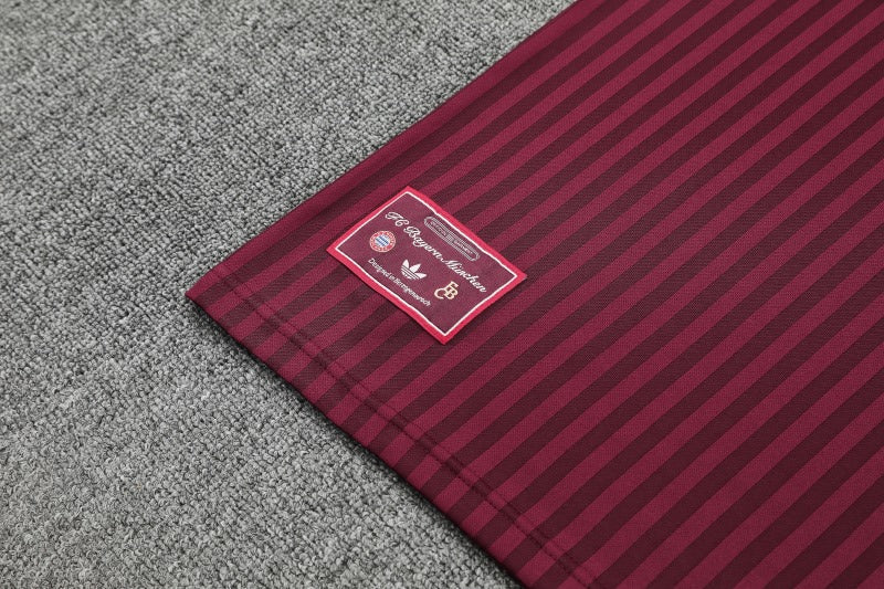 Kit Shirt + Shorts Bayern Munich Training 25/26