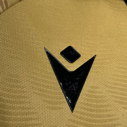 Wrexham Third Jersey 24/25 - CalcioVivo