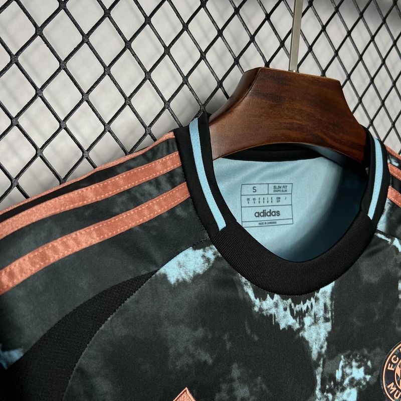 Bayern München Away Jersey 24/25 - CalcioVivo