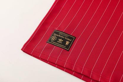 Completino Manica Corta Manchester United Icons 25/26 Uomo | Kit Allenamento - CalcioVivo
