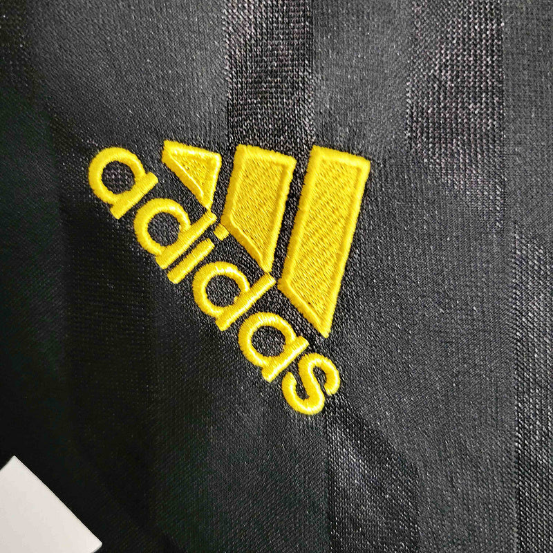 Real Madrid Away Jersey 11/12 Retro - CalcioVivo