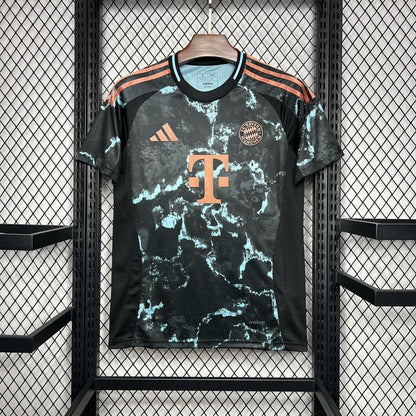 Bayern München Away Jersey 24/25 - CalcioVivo