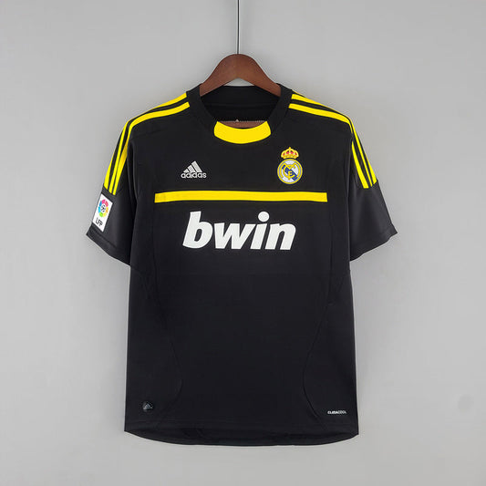 Real Madrid Goalkeeper Away Jersey 11/12 Retro - CalcioVivo