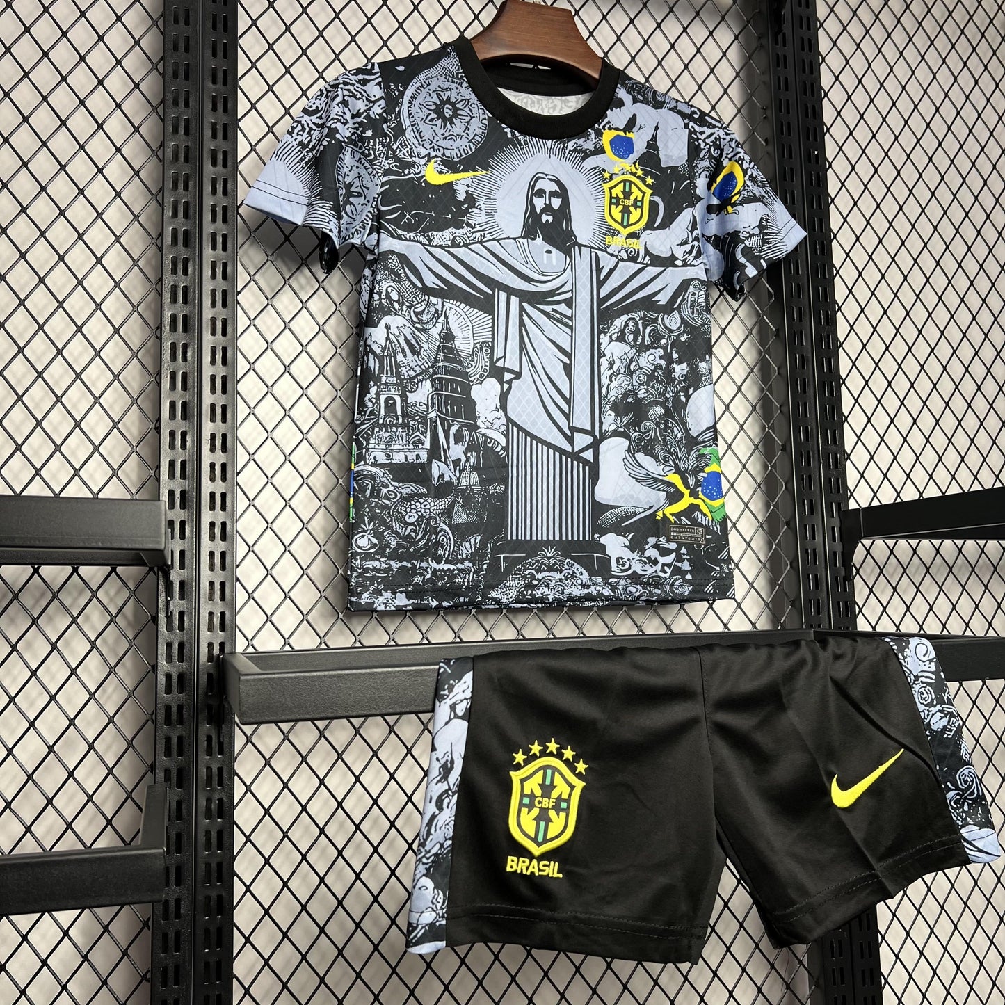 Brazil Christ the Redeemer Special Edition Kit Kids