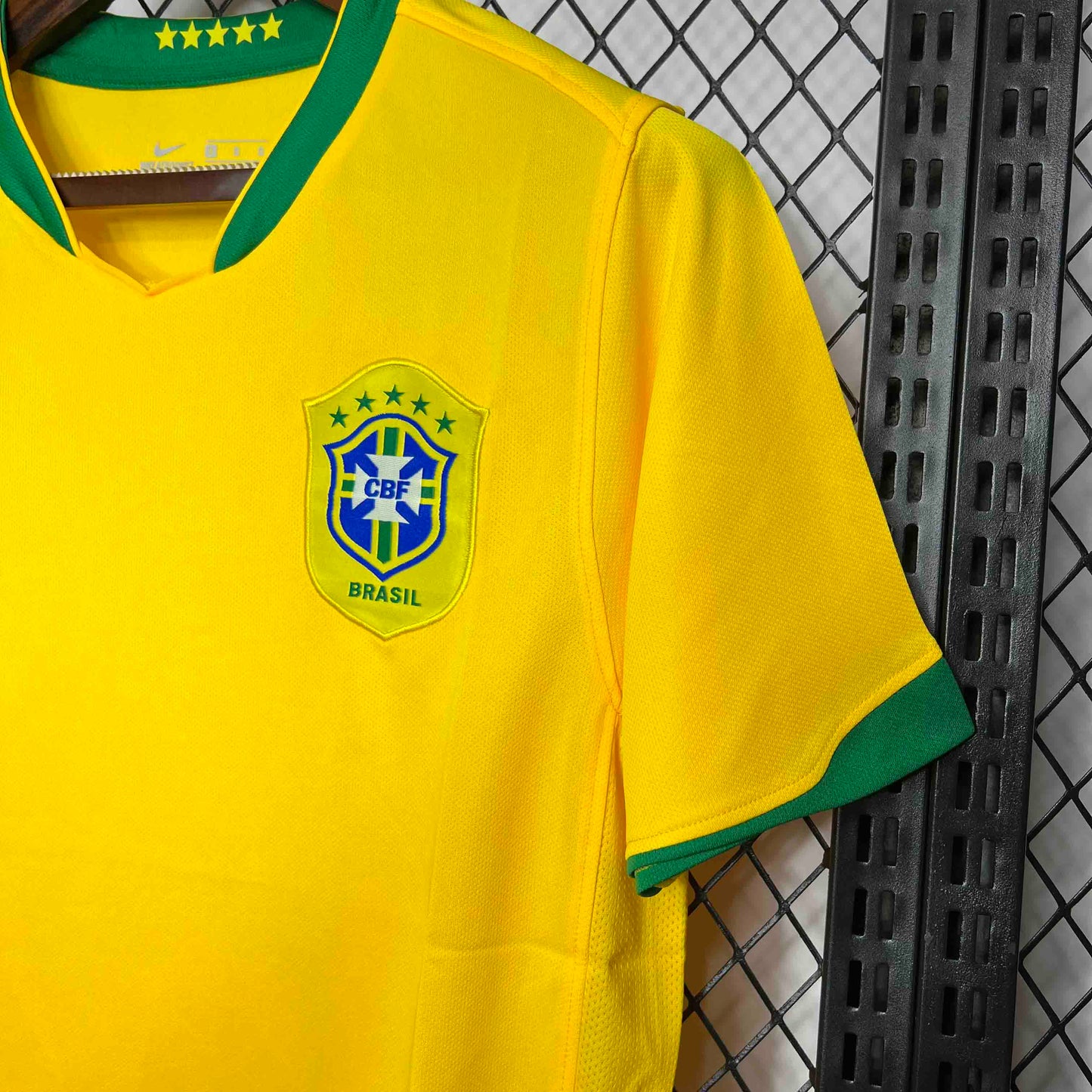 Brazil Home Jersey 2006 Retro - CalcioVivo