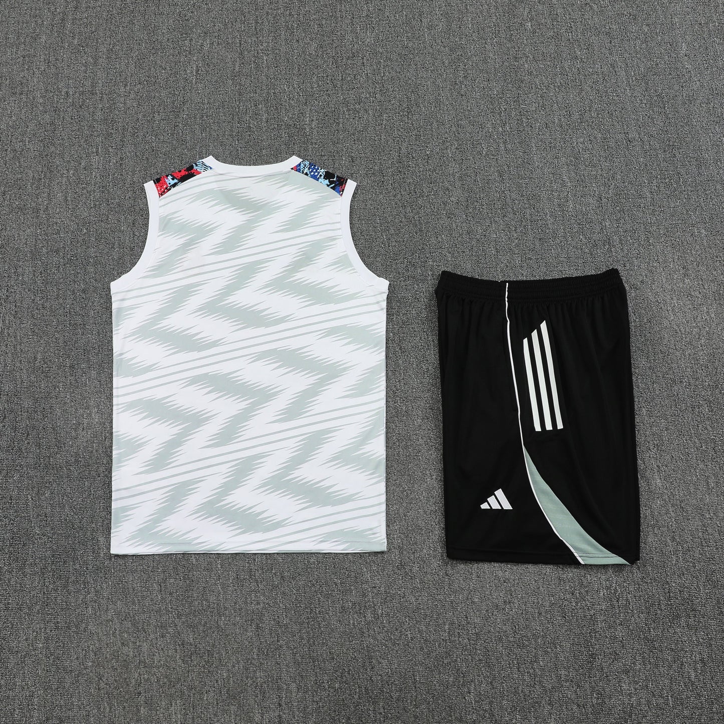Kit Tank Top + Shorts Real Madrid Training White 25/26
