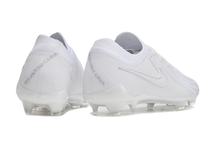 Nike Phantom GX II FG Cleats