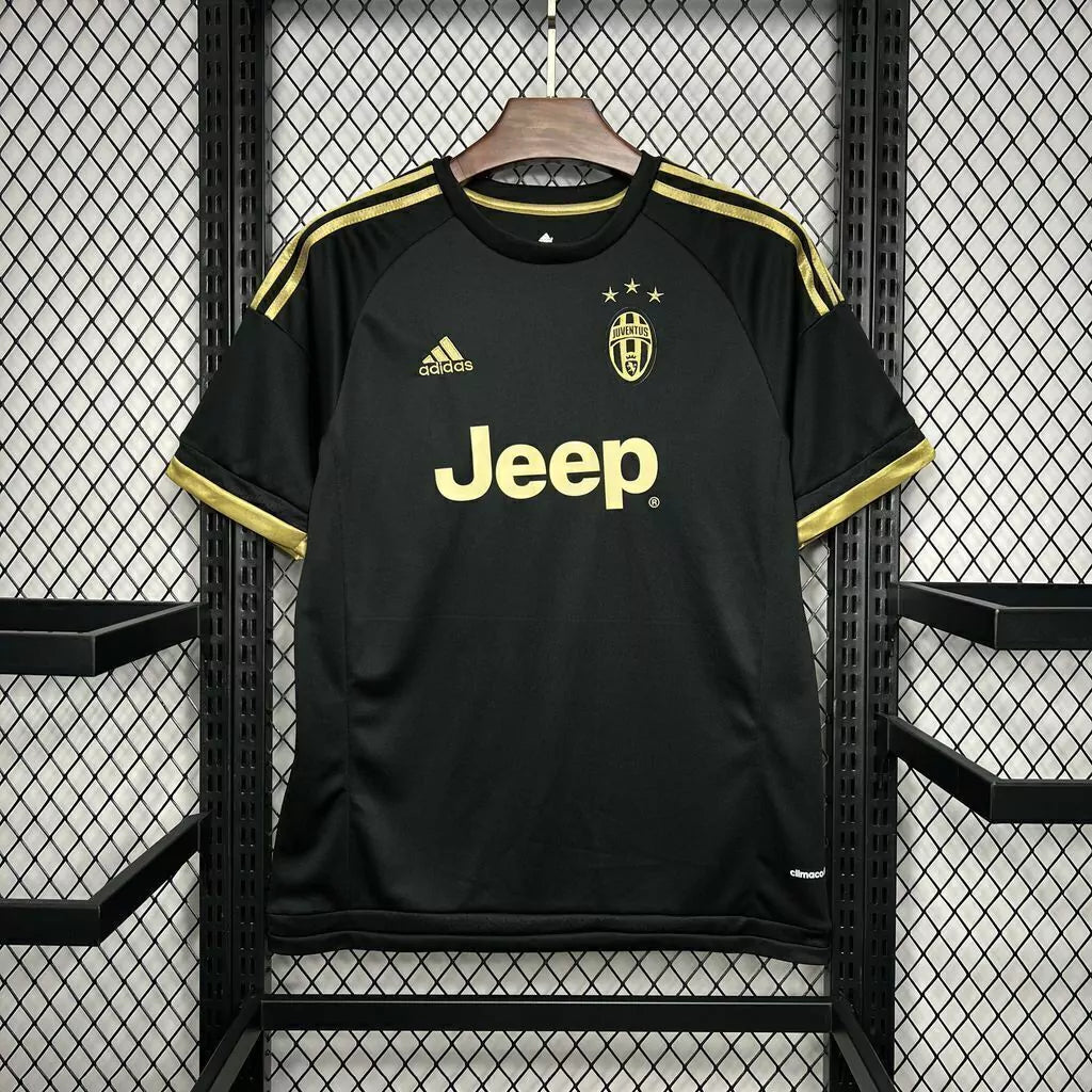 Juventus Third Jersey 15/16 Retro