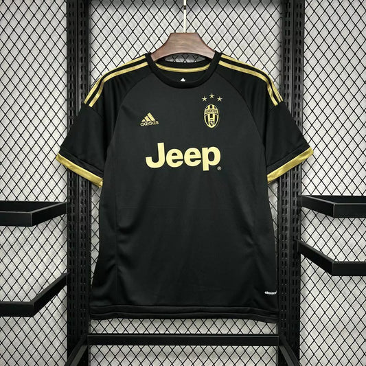 Juventus Third Jersey 15/16 Retro