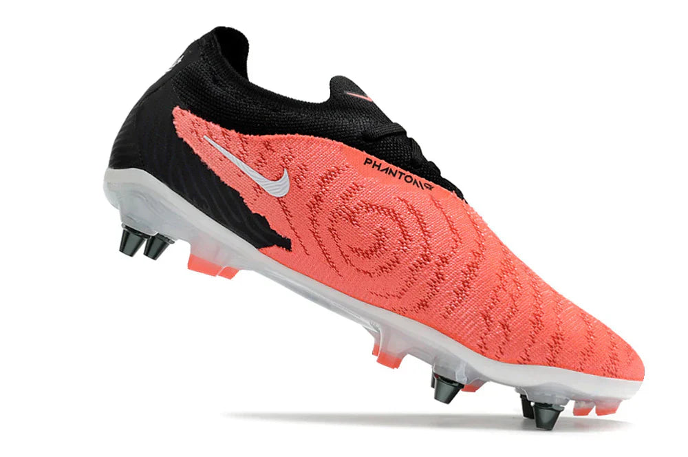 Nike Gripknit Phantom GX Elite SG Cleats