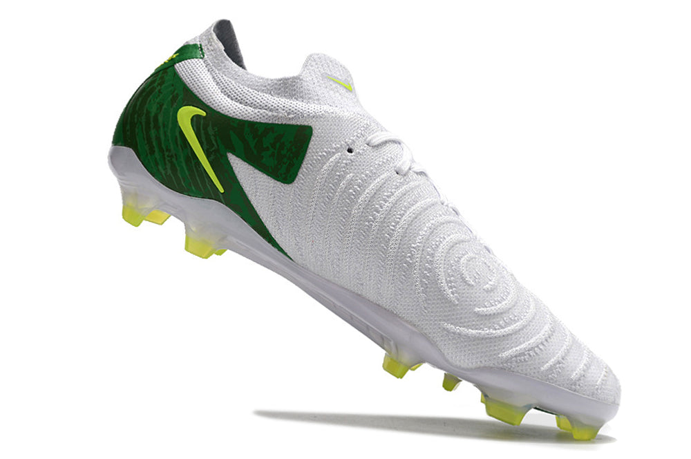 Nike Phantom GX II FG Cleats