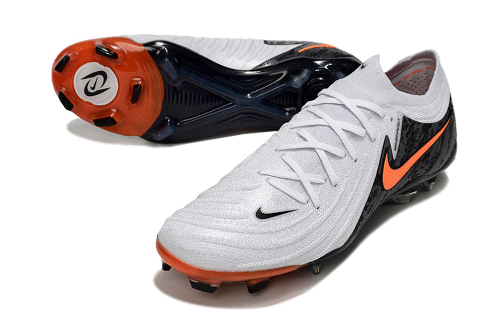 Nike Phantom GX II FG Cleats