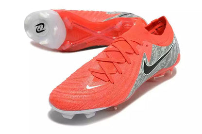 Nike Phantom GX II FG Cleats