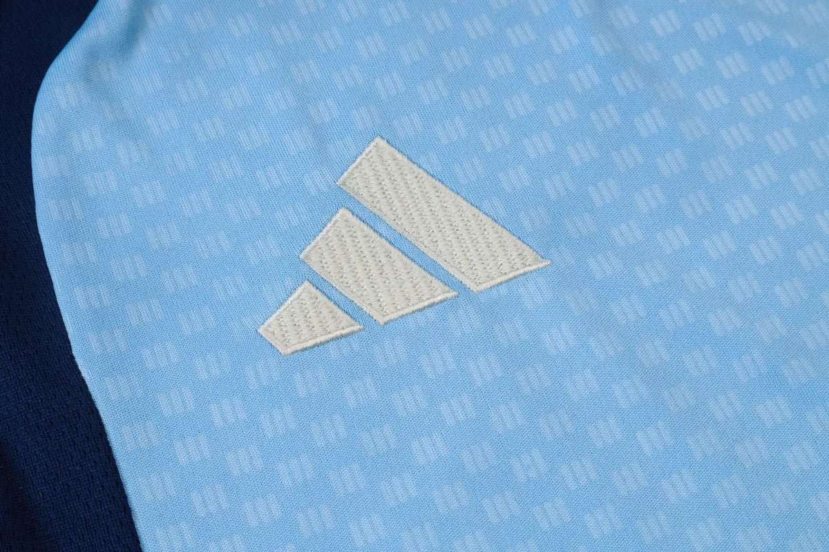 Completino Canottiera Ajax 26/27 Uomo Azzurro | Kit Allenamento - CalcioVivo
