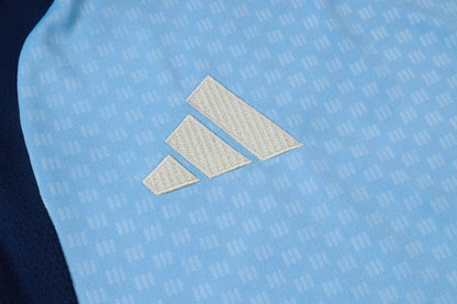 Completino Canottiera Ajax 26/27 Uomo Azzurro | Kit Allenamento - CalcioVivo