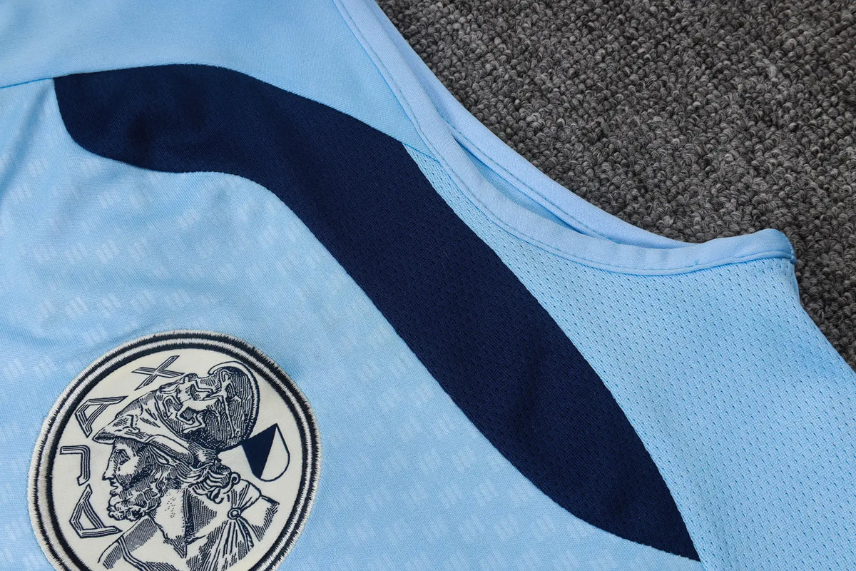 Completino Canottiera Ajax 26/27 Uomo Azzurro | Kit Allenamento - CalcioVivo