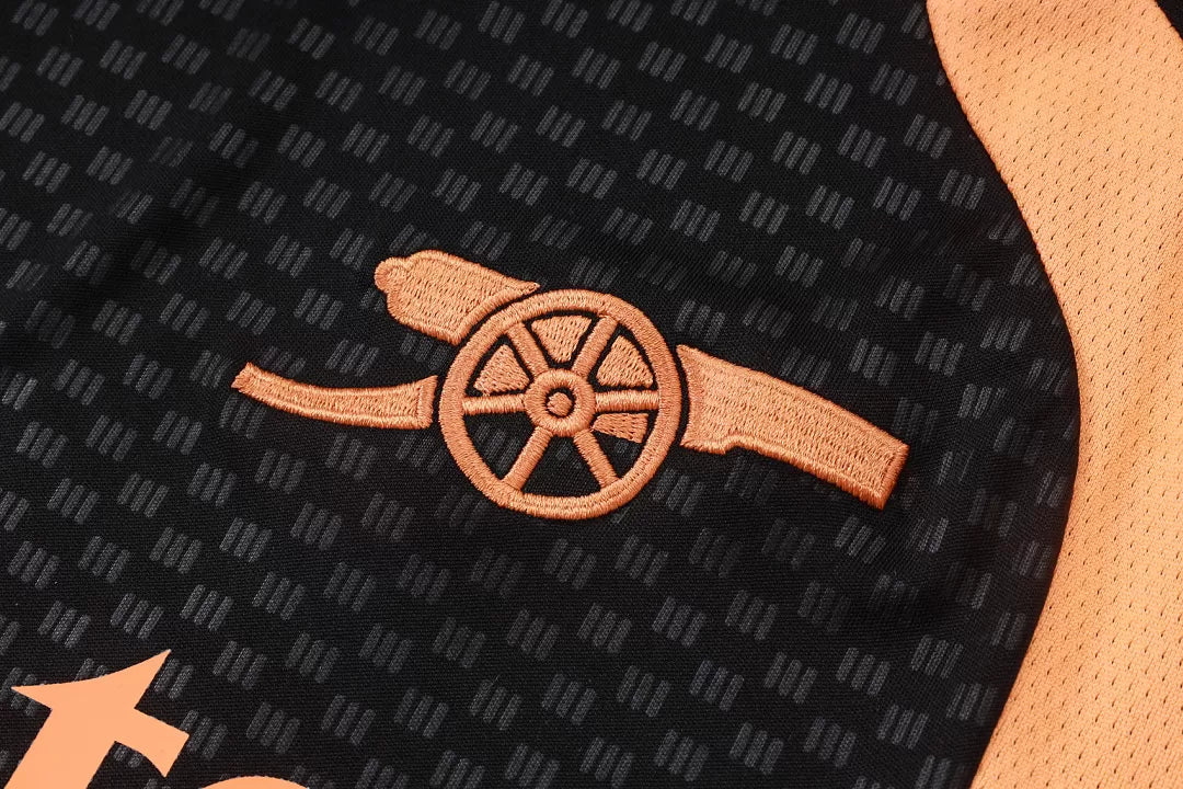 Completino Canottiera Arsenal 26/27 Uomo Nero con dettagli Arancione | Kit Allenamento - CalcioVivo
