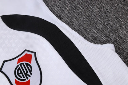 Completino Canottiera River Plate 26/27 Uomo Bianco | Kit Allenamento - CalcioVivo