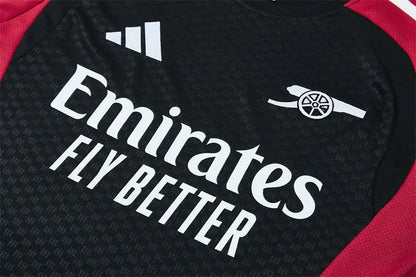 Completino Manica Corta Arsenal 26/27 Uomo Nero con inserti Fucsia | Kit Allenamento - CalcioVivo