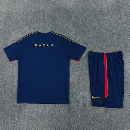 Completino Manica Corta Barcelona 26/27 Uomo Blu Navy | Kit Allenamento - CalcioVivo