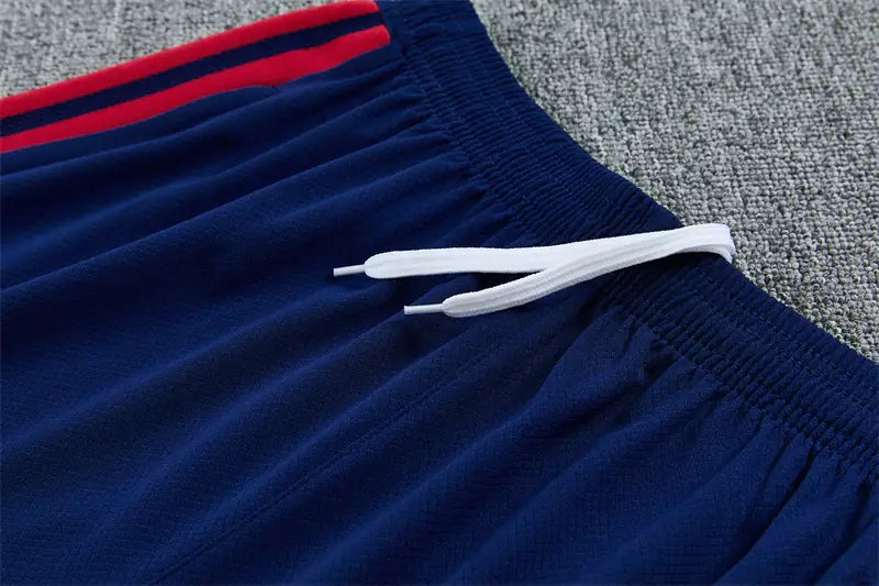 Completino Manica Corta Arsenal 26/27 Uomo Blu Navy e Rosso | Kit Allenamento - CalcioVivo