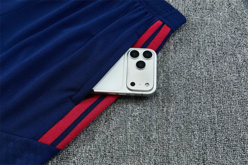 Completino Manica Corta Arsenal 26/27 Uomo Blu Navy e Rosso | Kit Allenamento - CalcioVivo