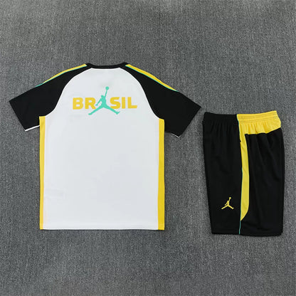 Completino Manica Corta Brasile 2026 Uomo Bianco | Kit Allenamento