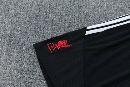 Completino Manica Corta Liverpool 26/27 Uomo Rosso | Kit Allenamento - CalcioVivo