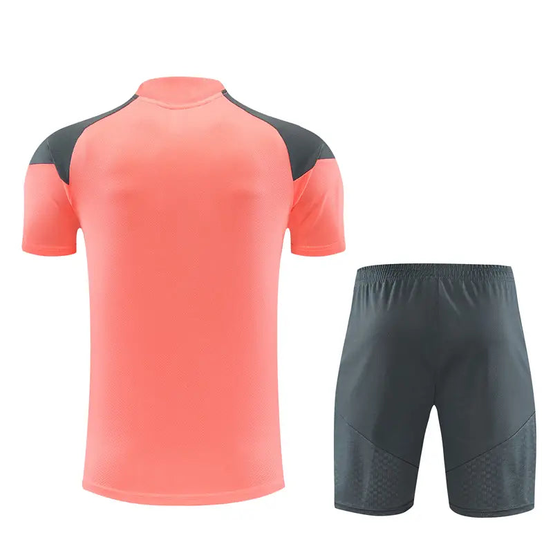 Completino Manica Corta Real Madrid 26/27 Uomo Arancione Corallo | Kit Allenamento - CalcioVivo