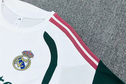 Completino Manica Corta Real Madrid 26/27 Uomo Bianco | Kit Allenamento - CalcioVivo