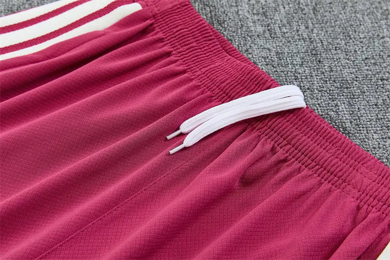 Completino Manica Corta Real Madrid 26/27 Uomo Bianco e Fucsia | Kit Allenamento - CalcioVivo