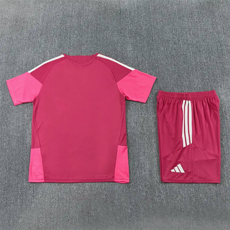 Completino Manica Corta Real Madrid 26/27 Uomo Rosa | Kit Allenamento - CalcioVivo