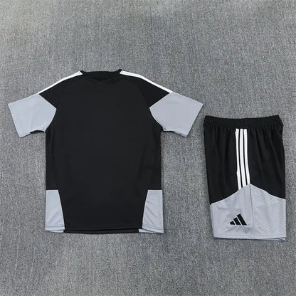 Completino Manica Corta Spagna 26/27 Uomo Nero | Kit Allenamento - CalcioVivo