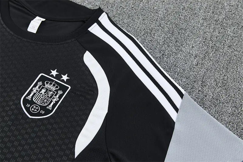 Completino Manica Corta Spagna 26/27 Uomo Nero | Kit Allenamento - CalcioVivo