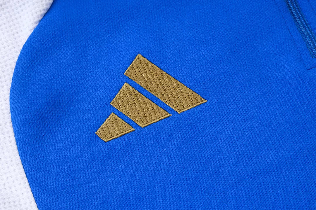 Completino Polo Juventus 26/27 Uomo Blu Elettrico | Kit Allenamento - CalcioVivo