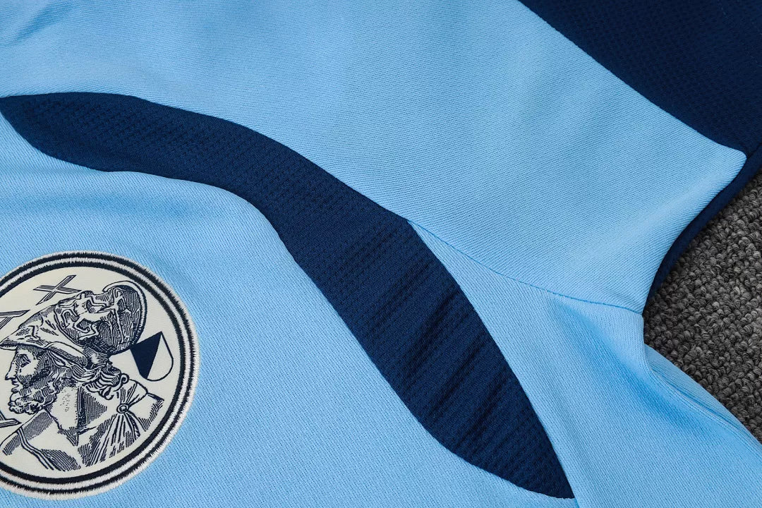 Completino Polo Ajax 26/27 Uomo Azzurro | Kit Allenamento - CalcioVivo
