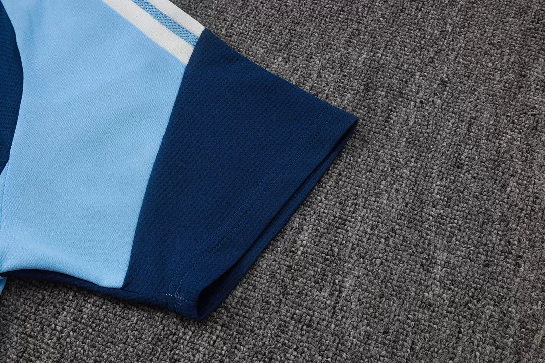 Completino Polo Ajax 26/27 Uomo Azzurro | Kit Allenamento - CalcioVivo
