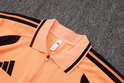 Completino Polo Arsenal 26/27 Uomo Arancione | Kit Allenamento - CalcioVivo
