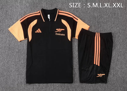 Completino Polo Arsenal 26/27 Uomo Nero/Arancione | Kit Allenamento - CalcioVivo