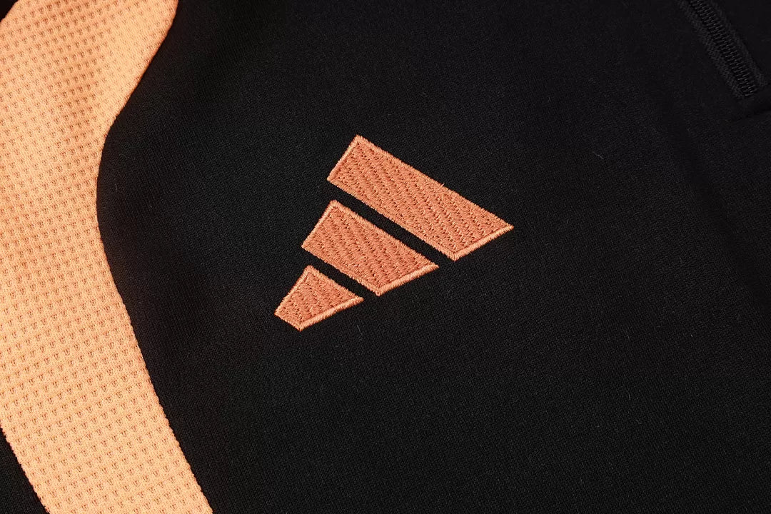Completino Polo Arsenal 26/27 Uomo Nero/Arancione | Kit Allenamento - CalcioVivo